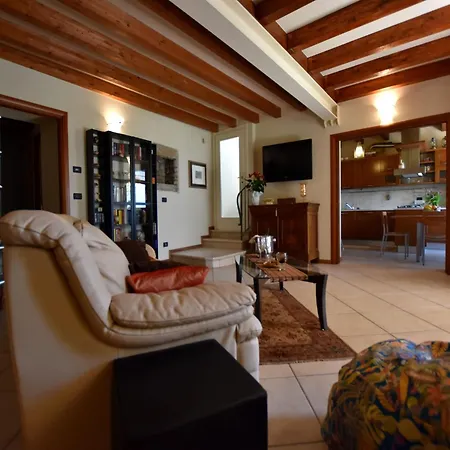 Apartamento In With Pool, Garden And View