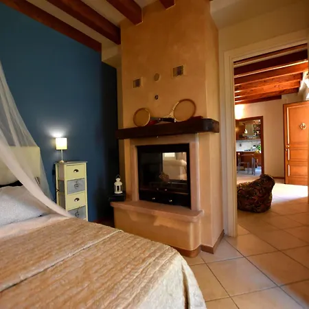 Apartamento In With Pool, Garden And View