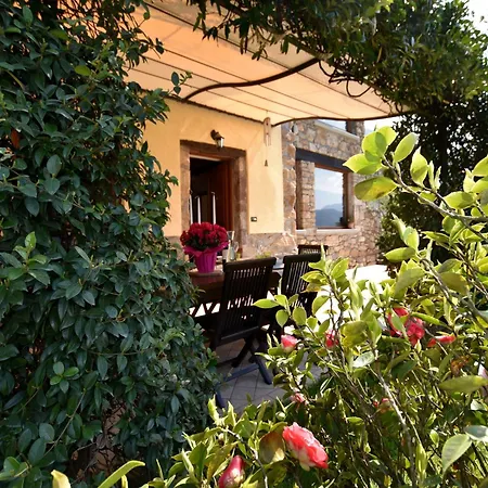In With Pool, Garden And View * Pisogne
